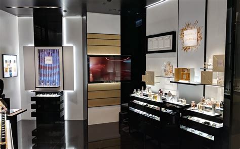 chanel makeup ifc|Boutique CHANEL beauté ifc mall crp .